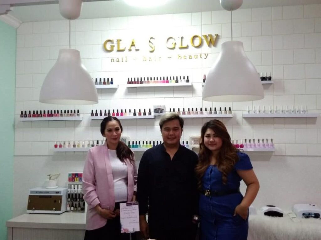Grand Opening Glasglow salon.