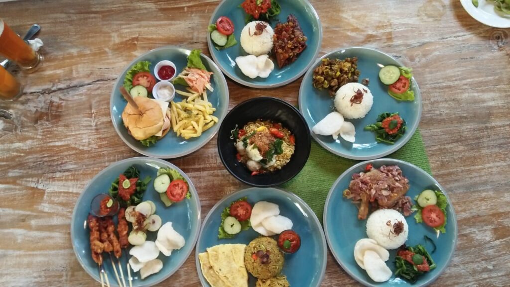 Liligundi the Authentic sajikan kuliner khas bali.