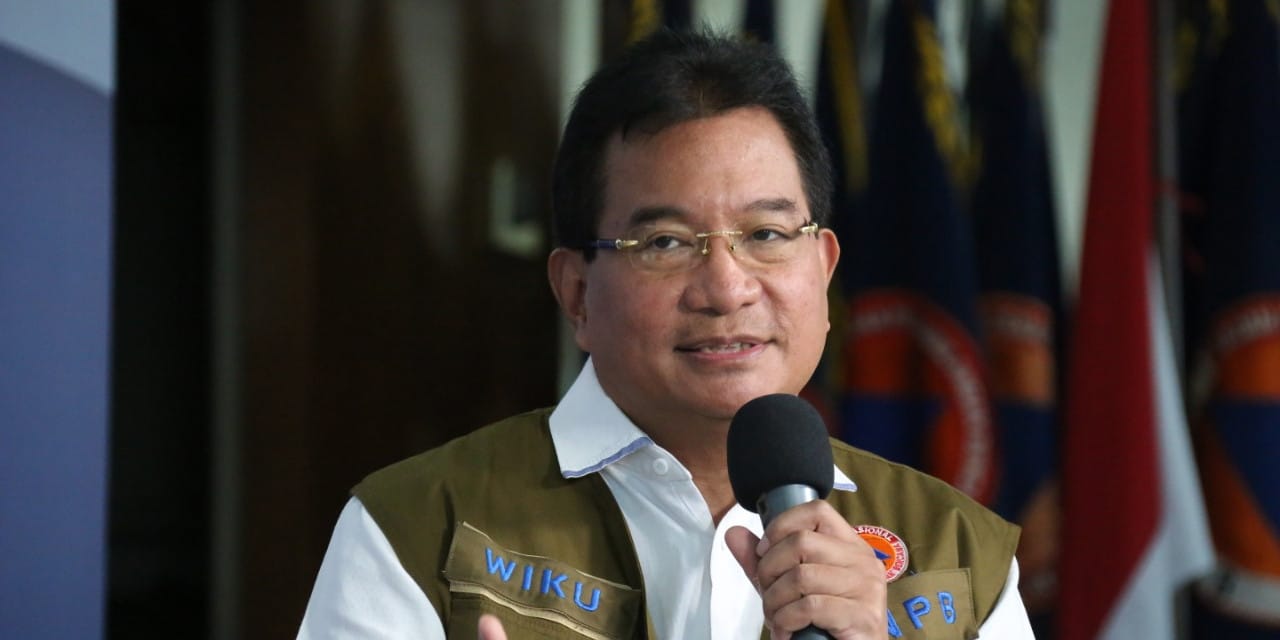 Perlu Waspada Jika Miliki Satu Gejala COVID-19 Ketua Tim Pakar Gugus Tugas Percepatan Penanganan COVID-19 Wiku Adisasmito (HUMAS BNPB