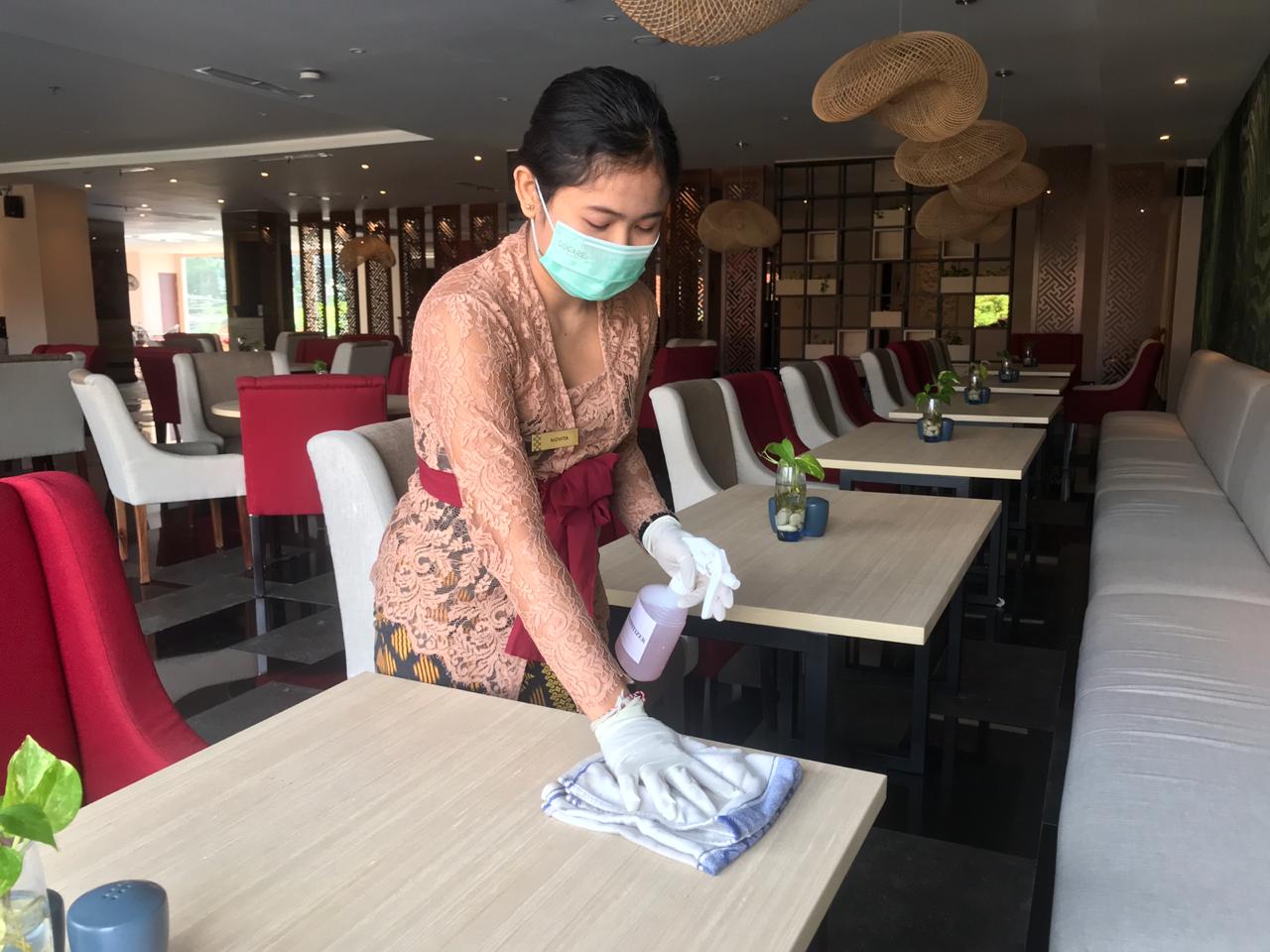 Tawarkan Paket Khusus Karantina, Four Star by Trans Hotel Denpasar Utamakan Keamanan dan Kebersihan Standar kebersihan dan sanitasi yang dilakukan secara konsisten di Four Star by Trans Hotel.