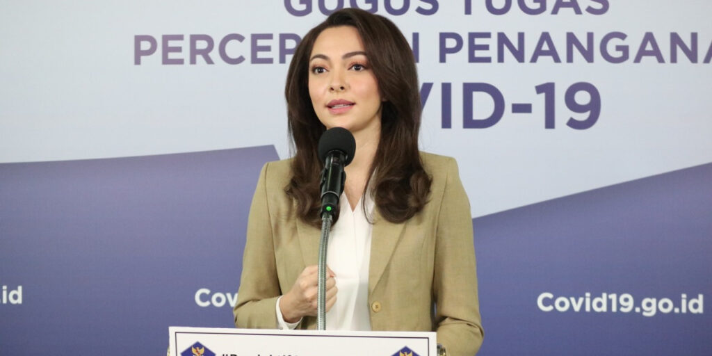 Tim Komunikasi Publik Gugus Tugas Nasional Dokter Reisa Broto Asmoro. (Humas BNPB/Ignatius Toto Satrio)