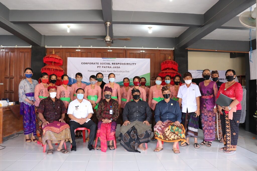 Patra Jasa bersama Pertamina Luncurkan CSR Edukasi dan Pelatihan Pembuatan Dupa Alami Bali