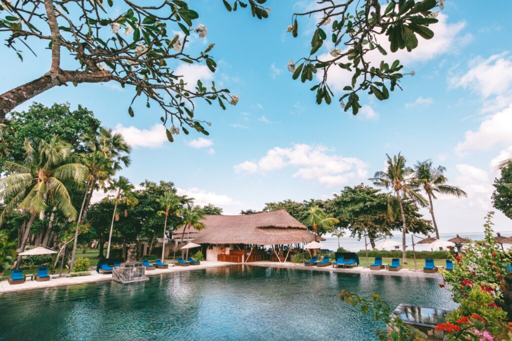 Main Pool Belmond Jimaran Puri.