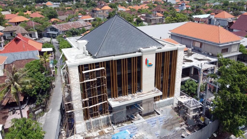 Super Branch BPR Lestari.