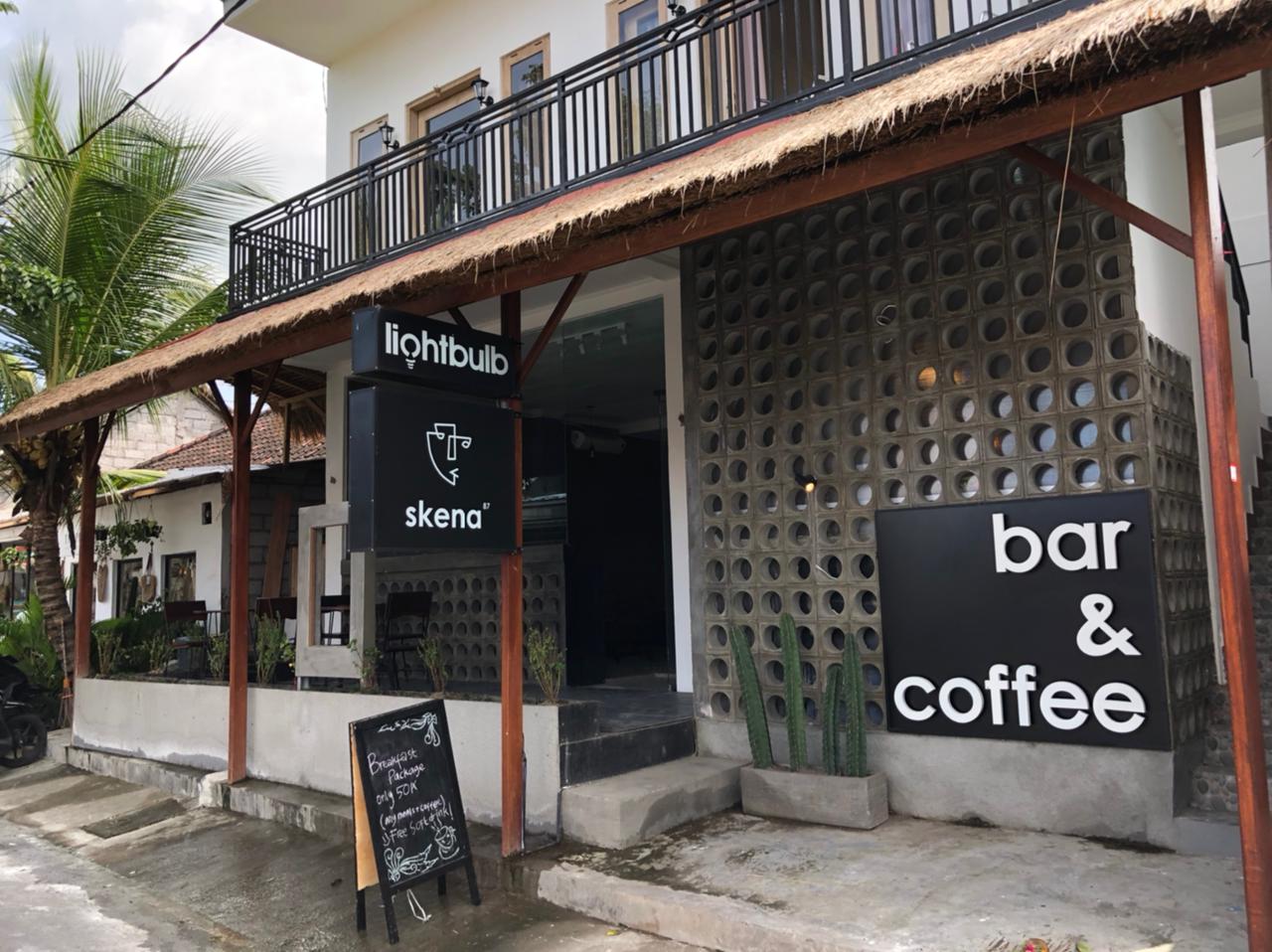 Skena Lightbulb Canggu, Kedai Kopi Nyaman untuk Komunitas di Bali Skena Lightbulb Canggu.