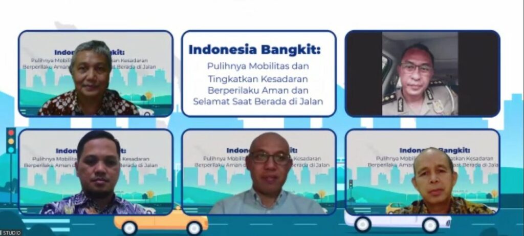 Adira Insurance menggelar webinar bertajuk Indonesia Bangkit: Pulihnya Mobilitas dan Tingkatkan Kesadaran Berperilaku Aman dan Selamat Saat Berada di Jalan, Selasa (30/03). (ist)