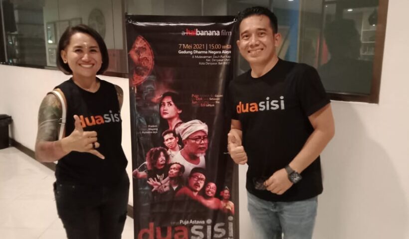 Puja Astawa (kanan) selaku sutradara film Dua Sisi dan Dewi Pradewi penulis buku “Tatto Perempuan Bali”. (ist)