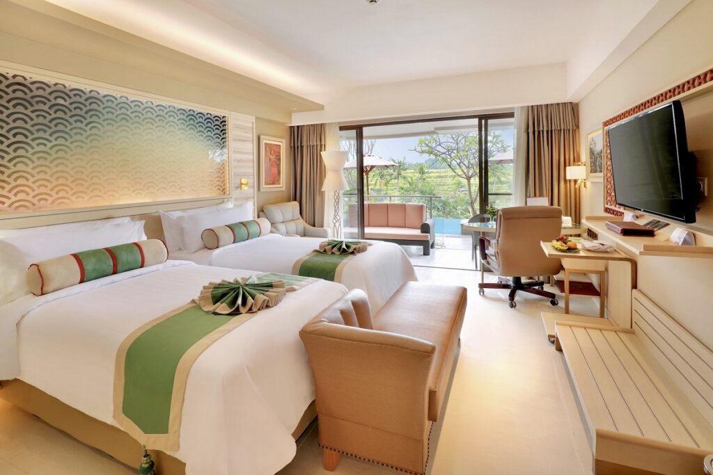 Deluxe Room Pool Acces di SereS Springs Resort & Spa Singakerta, Ubud.