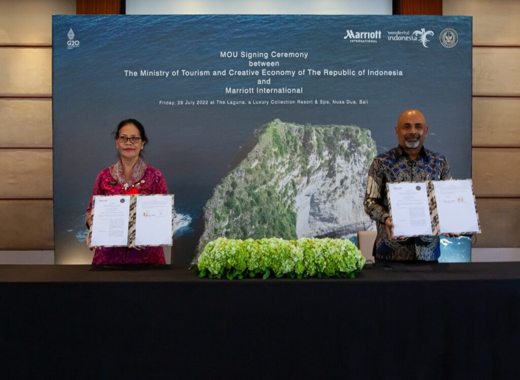 Marriott International Tandatangani MoU dengan Kemenparekraf