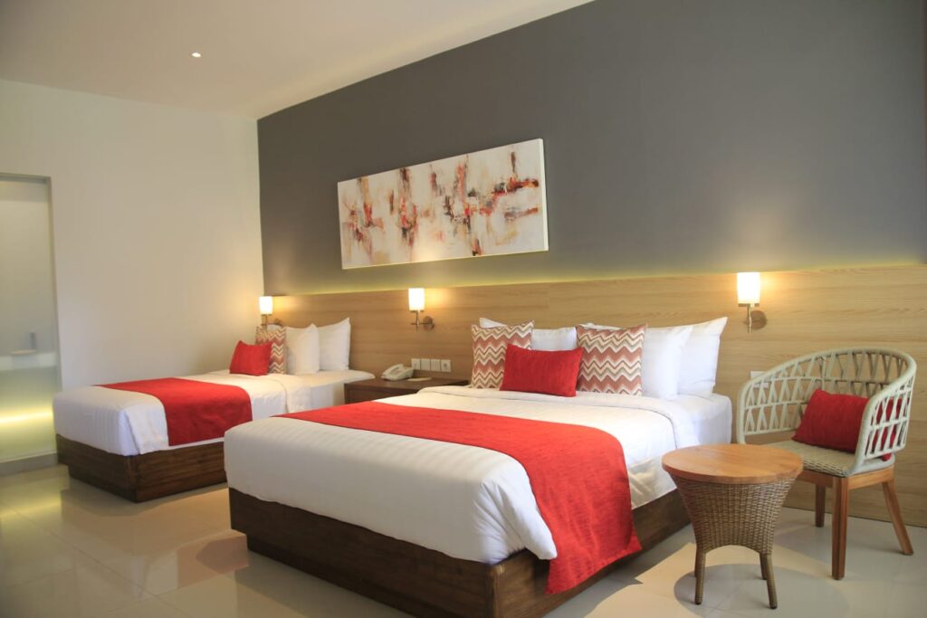 family room di The Cakra Hotel.
