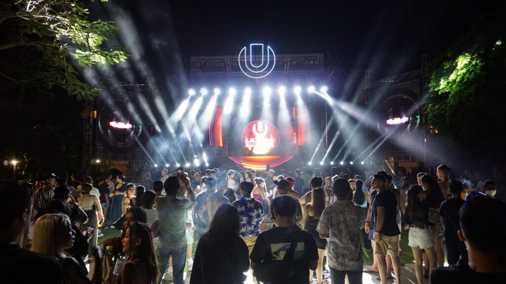 Ultra Beach Bali 2022 di Discovery Mall Bali.