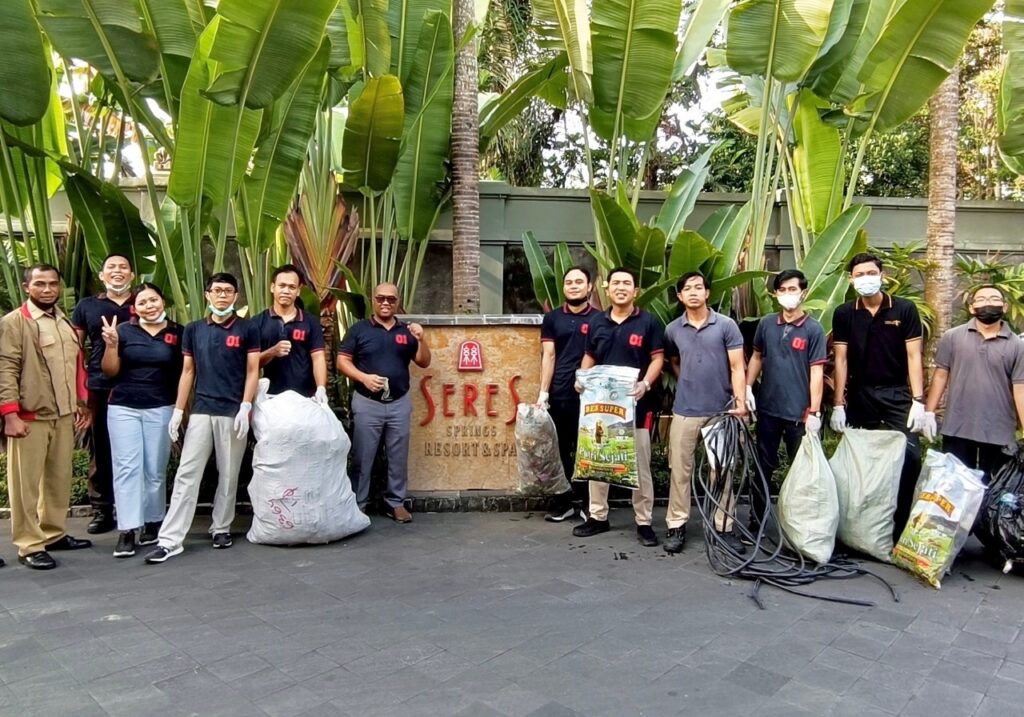 Clean-Up Day Seres Springs Resort & Spa