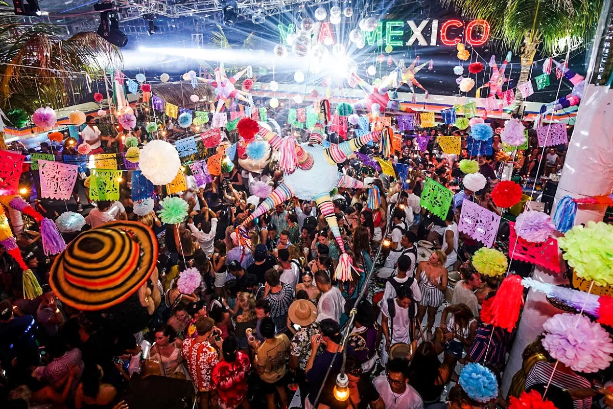 Motel Mexicola Siapkan Pesta Tak Terlupakan Rayakan Hari Jadi Ke-10 Motel Mexicola Siapkan Pesta Tak Terlupakan Rayakan Hari Jadi Ke-10