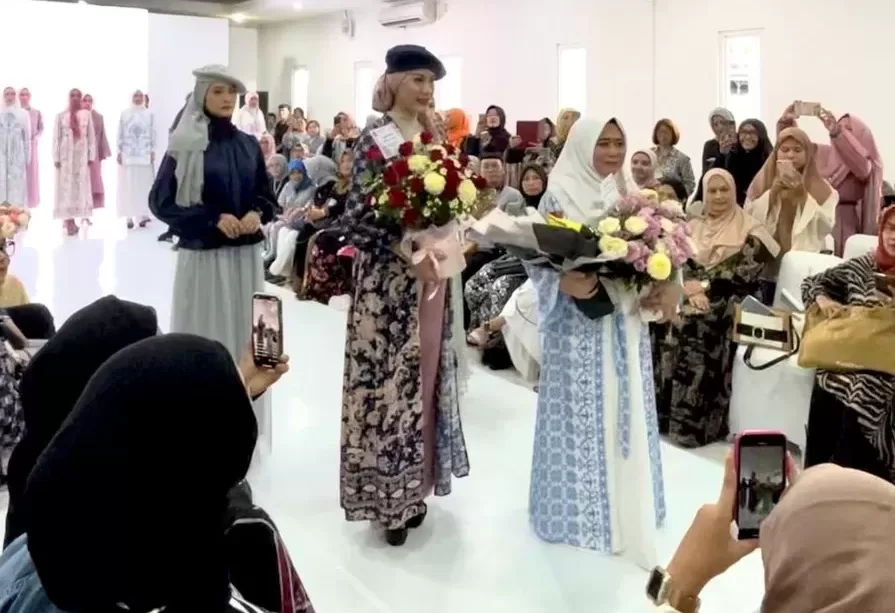 Kimmyra, Apparel Pakaian Muslim Kelas Atas Hadir di Bali Fashion show grand opening Kimmyra