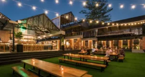 Ape Club, Pengalaman Kuliner dan Bir Craft yang Unik di Uluwatu Ape Club
