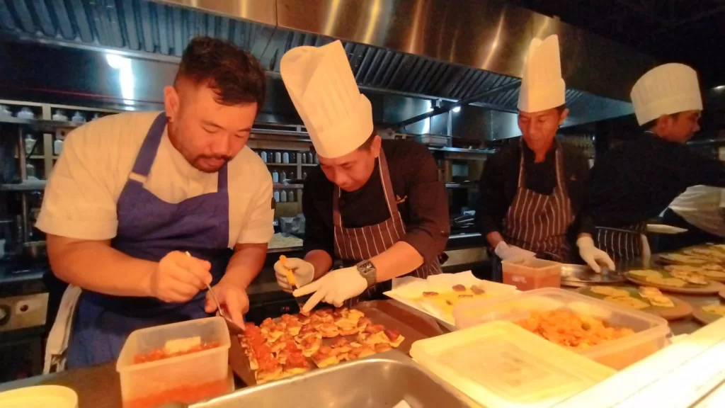 Moonlite Kitchen & Bar Perkenalkan Kenikmatan Kuliner Asia Tenggara Modern