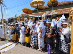 Air Suci dari Lima Gunung di Jawa dan Lombok Tiba di Pura Ulun Danu Batur Lima tirta dari lima gunung di Jawa dan Lombok tiba di Pura Ulun Danu Batur, Senin (9/10).