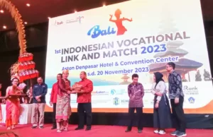 Ratusan Stakeholder Pendidikan dan Industri Ramaikan 1st Indonesia Vocational Link and Match 2023 1st Indonesia Vocational Link and Match 2023 di Hotel Aston Denpasar pada Jumat (17/11).