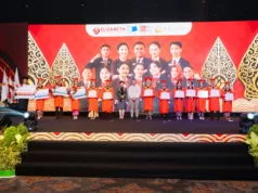 Elizabeth Internasional Gelar wisuda ke-14, Penyerapan Lulusan ke Dunia Kerja Capai 90 Persen Elizabeth Internasional Gelar wisuda ke-14 di Bali Nusa Dua Convention Center (BNDCC), Jumat (22/12/2023).