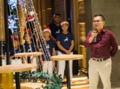 Tribe Bali Kuta Beach Gelar Christmas Tree Lighting, Simbol Dimulainya Musim Natal dan Tahun Baru Tribe Bali Kuta Beach Gelar Christmas Tree Lighting