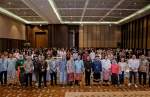 Menparekraf Tekankan Pentingnya Pengembangan Pariwisata dan Gaya Hidup Berkelanjutan Menparekraf Sandiaga Uno saat membuka Asia Pacific Tourism, Hospitality Summit & Digital Brand Award 2024, di BNDCC, Nusa Dua, Kamis (11/1). (Foto: Kemenparekraf)