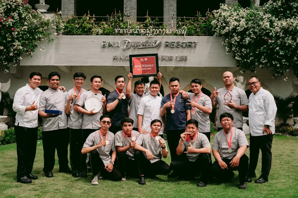 Tim kuliner dari Bali Dynasty Resort Raih Medali di Kompetisi Chef 12th Salon Culinaire