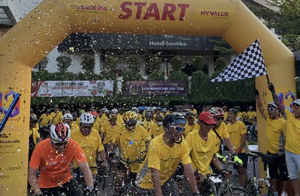 Santika Indonesia Hotels & Resorts gelar Family Fun Bike di Semarang