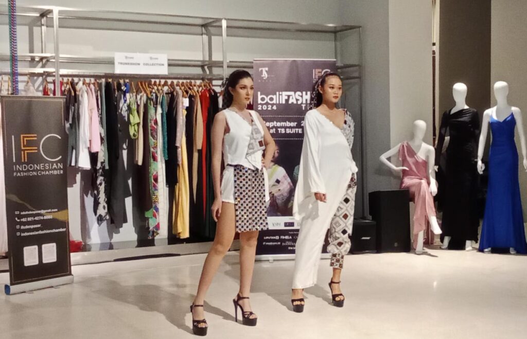 Pre-event Bali Fashion Trend 2024.