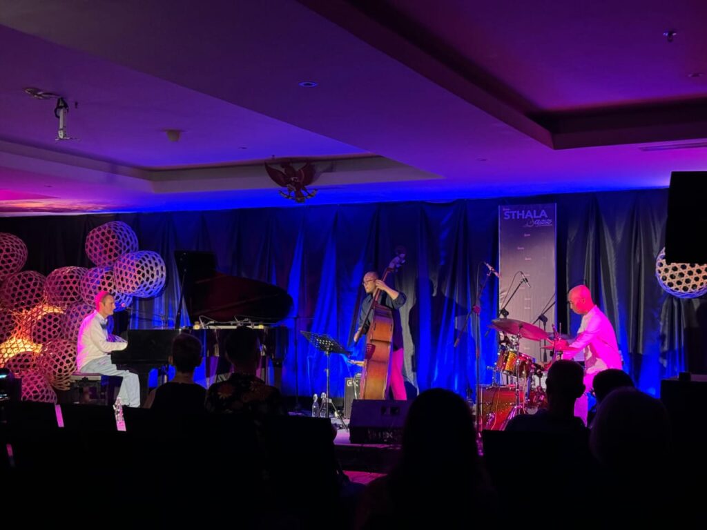 Dan Costa Memikat Pecinta Musik Jazz dalam Sthala Jazz Sweet November