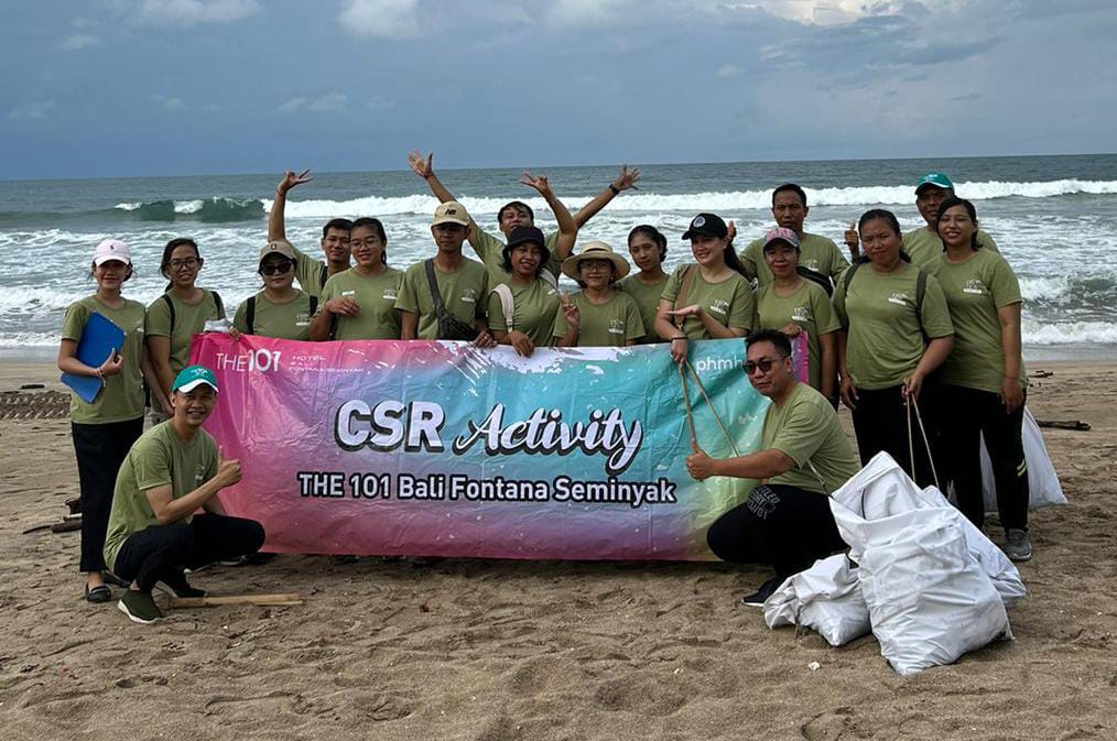 THE 1O1 Bali Fontana Seminyak gelar aksi bersih pantai rayakan hari jadi ke-12. THE 1O1 Bali Fontana Seminyak gelar aksi bersih pantai rayakan hari jadi ke-12.