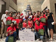 Perayaan Kasih di Malam Natal dengan Berbagi Bersama Panti Asuhan Bina Ekklesia Christmas Carol di Swarga Suites Bali Berawa