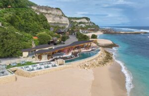 Uma Beach House: Destinasi Terbaru Perpaduan Budaya dan Pesona Pantai di Bali Uma Beach House