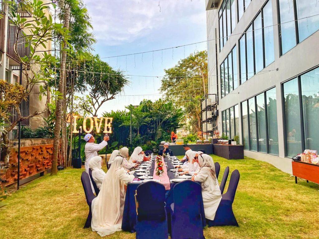 Harris Hotel & Residences Sunset Road Bali Luncurkan Paket Bukber dan Halal Bi Halal dengan Pengalaman Berbeda
