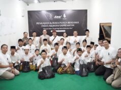 Kayon Pasawitran Berbagi di Bulan yang Fitri dengan Anak Panti Asuhan Kayon Pasawitran Berbagi di Bulan yang Fitri dengan Anak Panti Asuhan