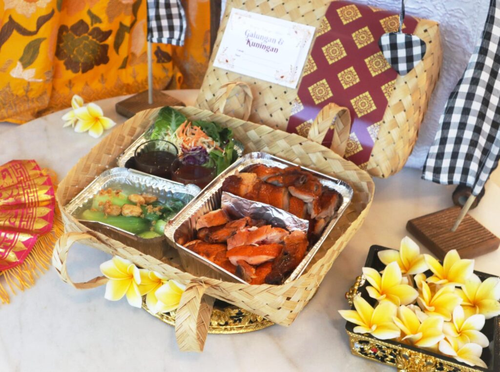 Hampers Spesial Galungan & Kuningan di Marble 8 Restaurant