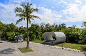 Nuanu Perkenalkan Halte Bus Hasil Cetak 3D Pertama di Bali Bus Stop Enam, halte bus hasil cetak 3D di Nuanu Creative City. KREDIT FOTO: Nuanu Creative City