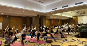 HARRIS Hotel Denpasar dan HARRIS Hotel Riverview Gelar Yoga untuk Dukung Gaya Hidup Sehat HARRIS Hotel Denpasar dan HARRIS Hotel Riverview Gelar Yoga untuk Dukung Gaya Hidup Sehat