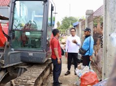 Pemkot Denpasar Kerahkan 150 Truk Sampah, Percepat Proses Pembersihan Sampah Pasca Banjir Pembersihan sampah banjir di Denpasar.