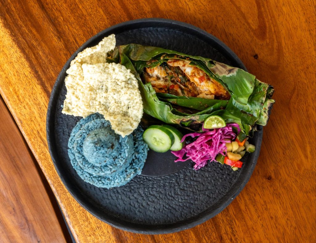 Semesta Bistro & Bar, Destinasi Kuliner Terbaru Padukan Coffee Shop, Restoran, dan Rooftop di Sanur