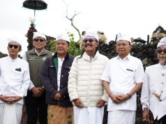 Bakti Pamlaspas Cihna Batur Let, Gubernur Bali Tegaskan Hentikan Komersialisasi Gunung Batur Bakti Pamlaspas Cihna Batur Let, Gubernur Bali Tegaskan Hentikan Komersialisasi Gunung Batur