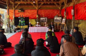 100 Tahun Rarud Batur Bincangkan Tiga Buku Kenang Kerja Akademik Brigitta Hauser-Schäublin Rangkaian 100 Tahun Rarud Batur menghadirkan kegiatan peluncuran dan bedah buku di Madya Mandala Pura Ulun Danu Batur, Desa Adat Batur, Selasa (4/8/2026).