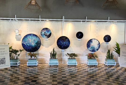 THE 1O1 Bali Oasis Sanur Hadirkan Pameran Seni Tekstil Karya Seniman Bali Penawati THE 1O1 Bali Oasis Sanur Hadirkan Pameran Seni Tekstil Karya Seniman Bali Penawati