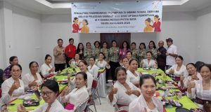 Tingkatkan Peluang Usaha, Forum Puspa Bangli Gelar Pelatihan Sanggul dan Make Up Tingkatkan Peluang Usaha, Forum Puspa Bangli Gelar Pelatihan Sanggul dan Make Up
