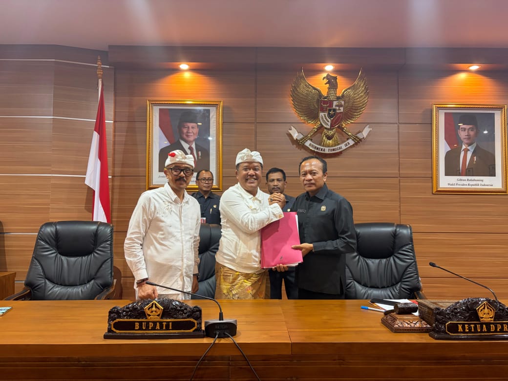 DPRD dan Pemkab Bangli Tandatangani Kesepakatan KUA/PPAS Tahun 2027 DPRD dan Pemkab Bangli Tandatangani Kesepakatan KUA/PPAS Tahun 2027