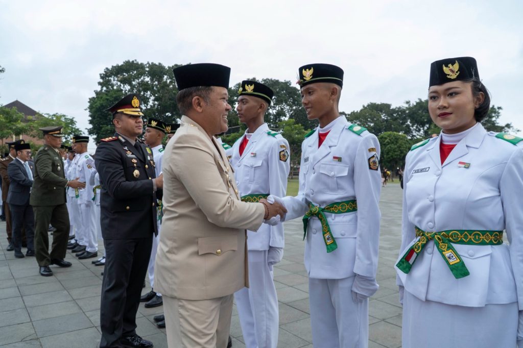 Bupati Bangli Kukuhkan Putra-Putri Paskibraka Kabupaten Bangli Tahun 2026