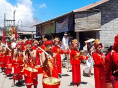 Ribuan Krama Adat Songan Ikuti Prosesi Nyenuk di Pura Hulundanu Batur