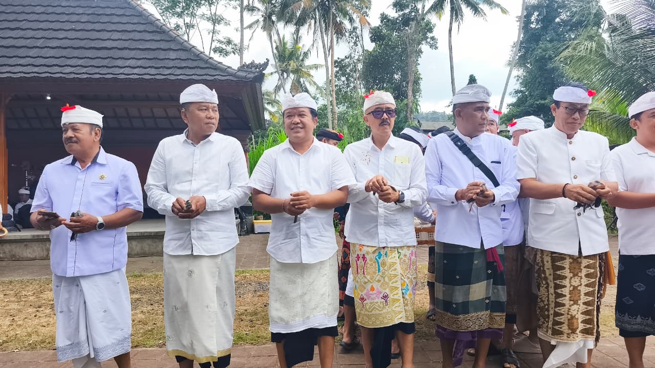 Pemkab Bangli Gelar Bhakti Upacara Tumpek Uye, Wujud Pelestarian Satwa dan Kearifan Lokal Pemkab Bangli Gelar Bhakti Upacara Tumpek Uye, Wujud Pelestarian Satwa dan Kearifan Lokal